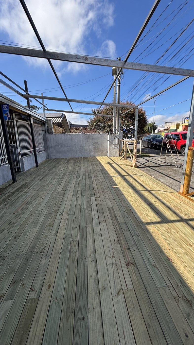 Deck antes